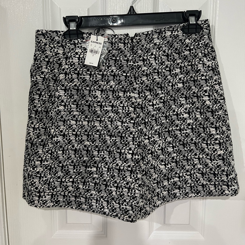 Express High Rise Shorts - Picture 4 of 6
